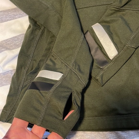 Flag Nor Fail long sleeve active top Size S - Picture 3 of 4